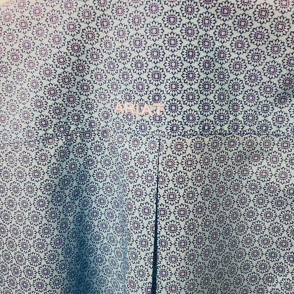 Ariat Team Logo Long Sleeve Shirt - Picture 3 of 10